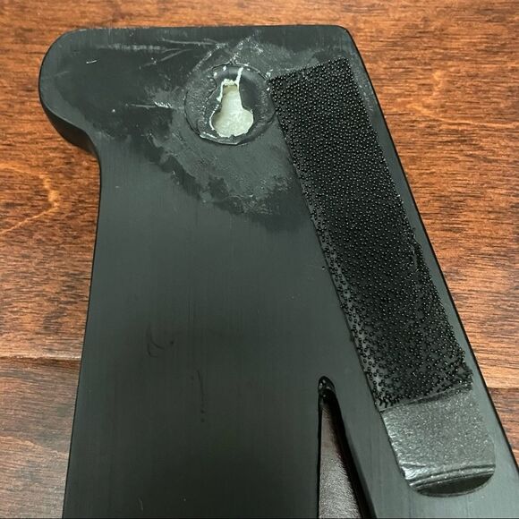 Wall Decor Individual Black Letters Spelling "Dream" - Picture 11 of 14